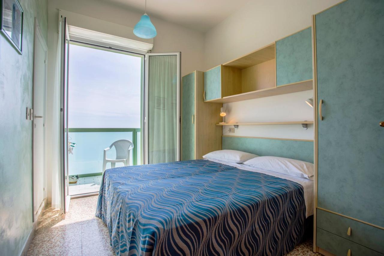 Costa Del Sole Only Room Milano Marittima Eksteriør billede