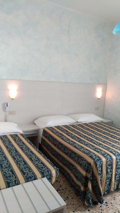 Costa Del Sole Only Room Milano Marittima Eksteriør billede
